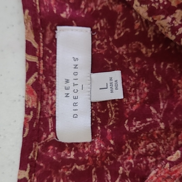 New Directions burgandy floral blouse with long sleeves & velvet trim size Large - Picture 4 of 7